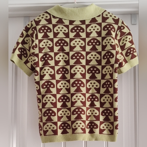 Derek Heart Mushroom sweater short sleeved size M - Picture 2 of 7